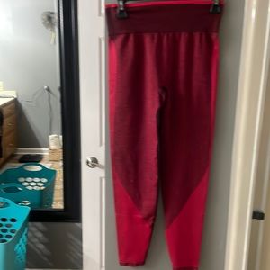 Woman’s medium size medium pink Victoria’s Secret leggings